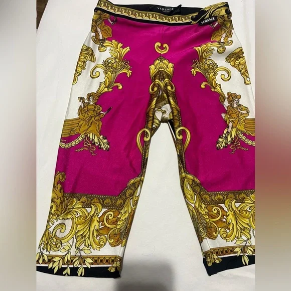 COPY - Medusa Renaissance-print leggings used only once authentic..